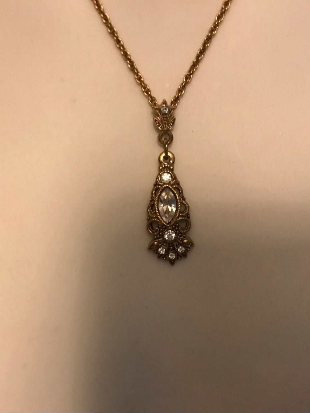 Vintage-Inspired Gold Crystal Drop Pendant Necklace 1928